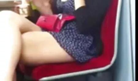 Las dos chicas, y videos swinger maduras con gravedad en la habitación
