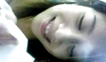Mamá se rindió en videosxxx swinger gran medida en el lado
