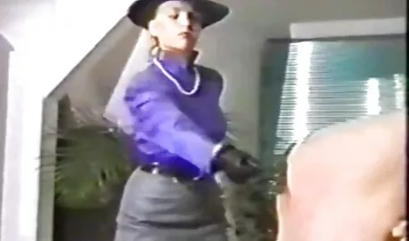Lamiendo videos porno swinger español Coño Joven