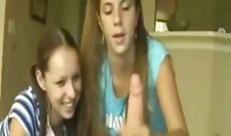 Los hombres atornillan a los videos de parejas swinger xxx amantes del niño