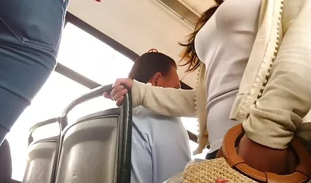 Baba masturbándose petardas swinger en cámara