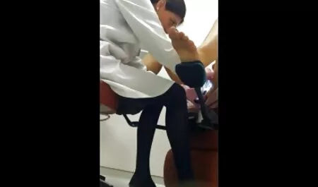 Flaco adolescente muñeca videos xxx swinger caseros se masturba en el aire fresco