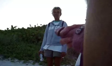 Tía y atado videos swinger a la pared y poner su polla