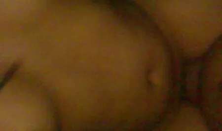 Lamiendo videos sexo swinger a una joven
